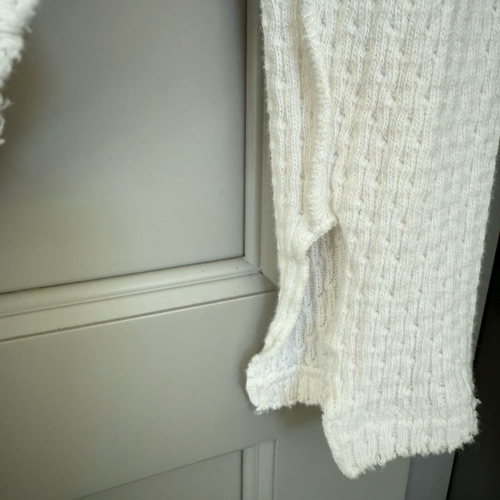 FREE PEOPLE BENNET TOP RUFFLE THERMAL LONG SLEEVE medium - Picture 6 of 7